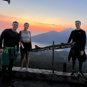 https://windowtraveler.com/image/cache/catalog/Adventure/Radin%20trekkin%20bali/WhatsApp%20Image%202023-11-03%20at%2018.54.01%20(4)-300x300.jpeg
