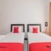 RedDoorz Syariah dekat BTC Fashion Mall (Twin Room)