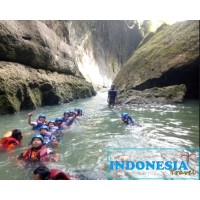 Body Rafting Ciwayang (paket hemat)