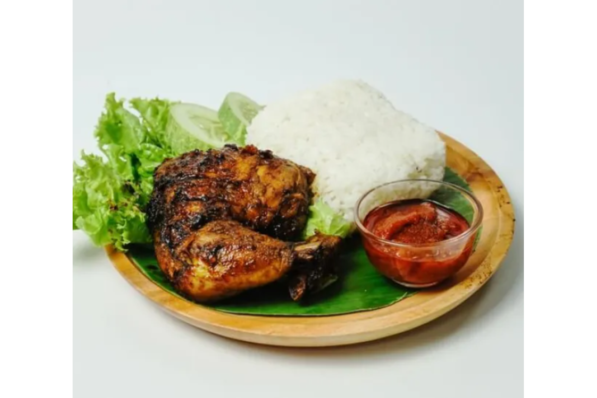 Mira Katering Nasi Ayam Bakar