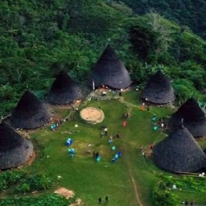 https://windowtraveler.com/image/cache/catalog/tourtravel/Island%20Vibes/ivi1-300x300.jpeg