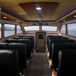 https://windowtraveler.com/image/cache/catalog/tourtravel/Komodo%20Explore/sbk2-300x300.jpeg