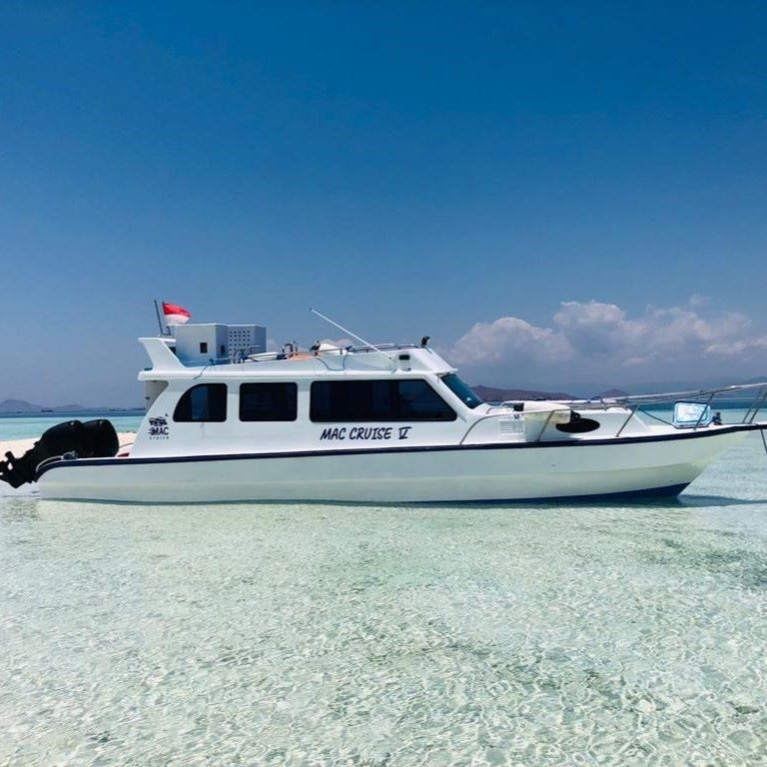 Privat Komodo  Speed Boat  V (Toilet, AC)
