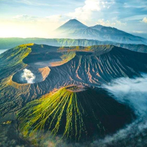 https://windowtraveler.com/image/cache/catalog/tourtravel/Leopard%20Tours/Bro1-300x300.JPG